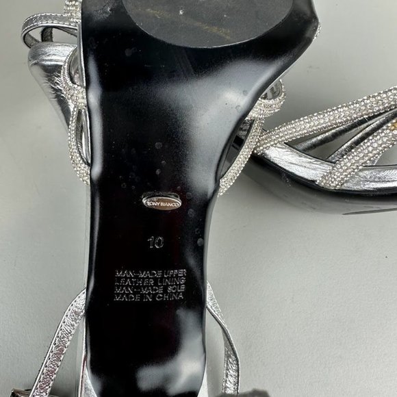 Tony Bianco Kyla Sandal in Silver Foil - Picture 8 of 9